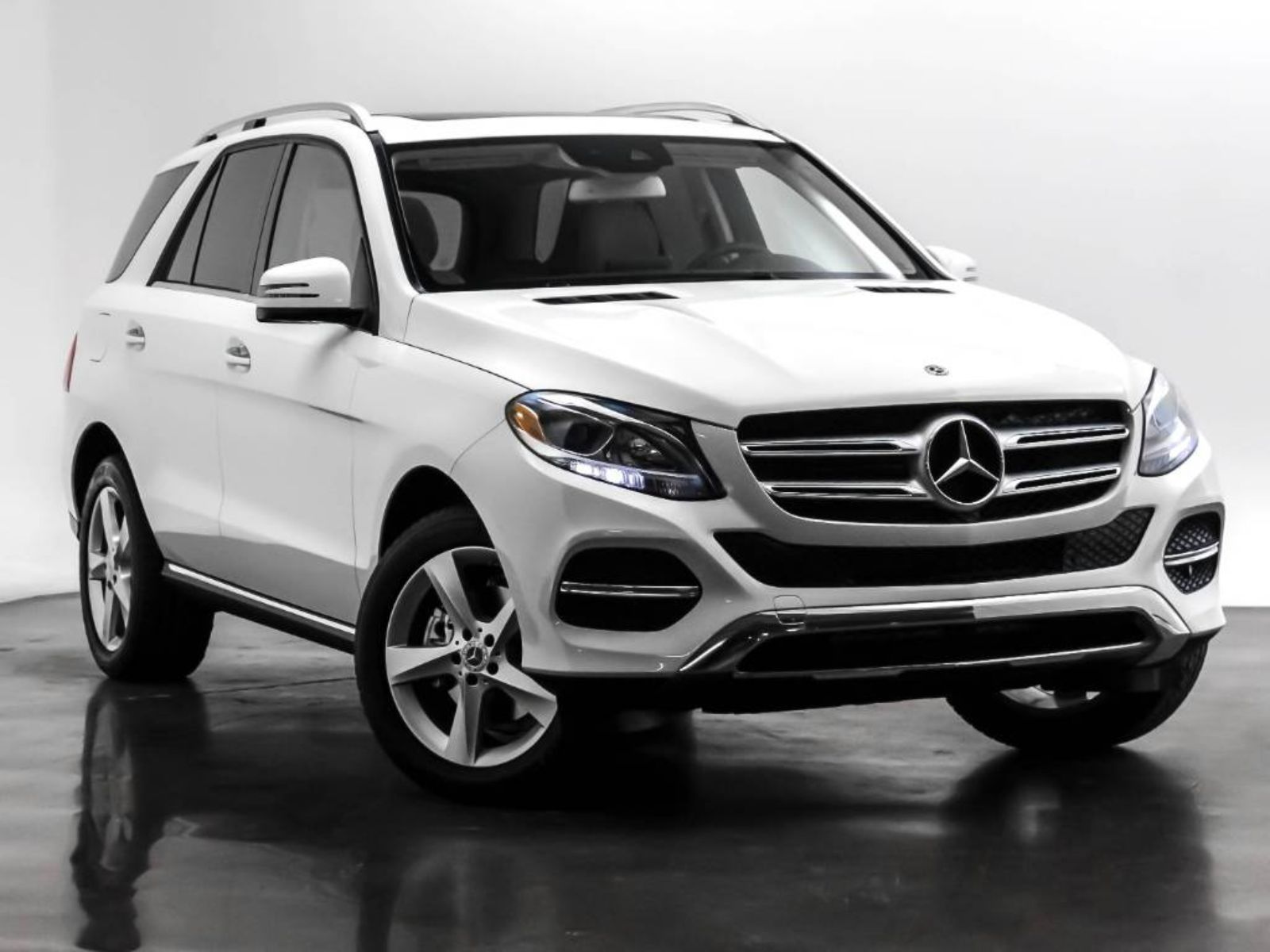 Certified Pre Owned 2018 Mercedes Benz Gle Gle 350 All Wheel Drive 4matic Suv