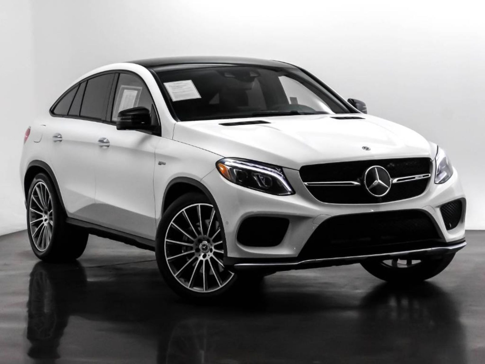 Certified Pre Owned 2018 Mercedes Benz Gle Amg Gle 43 All Wheel Drive 4matic Coupe