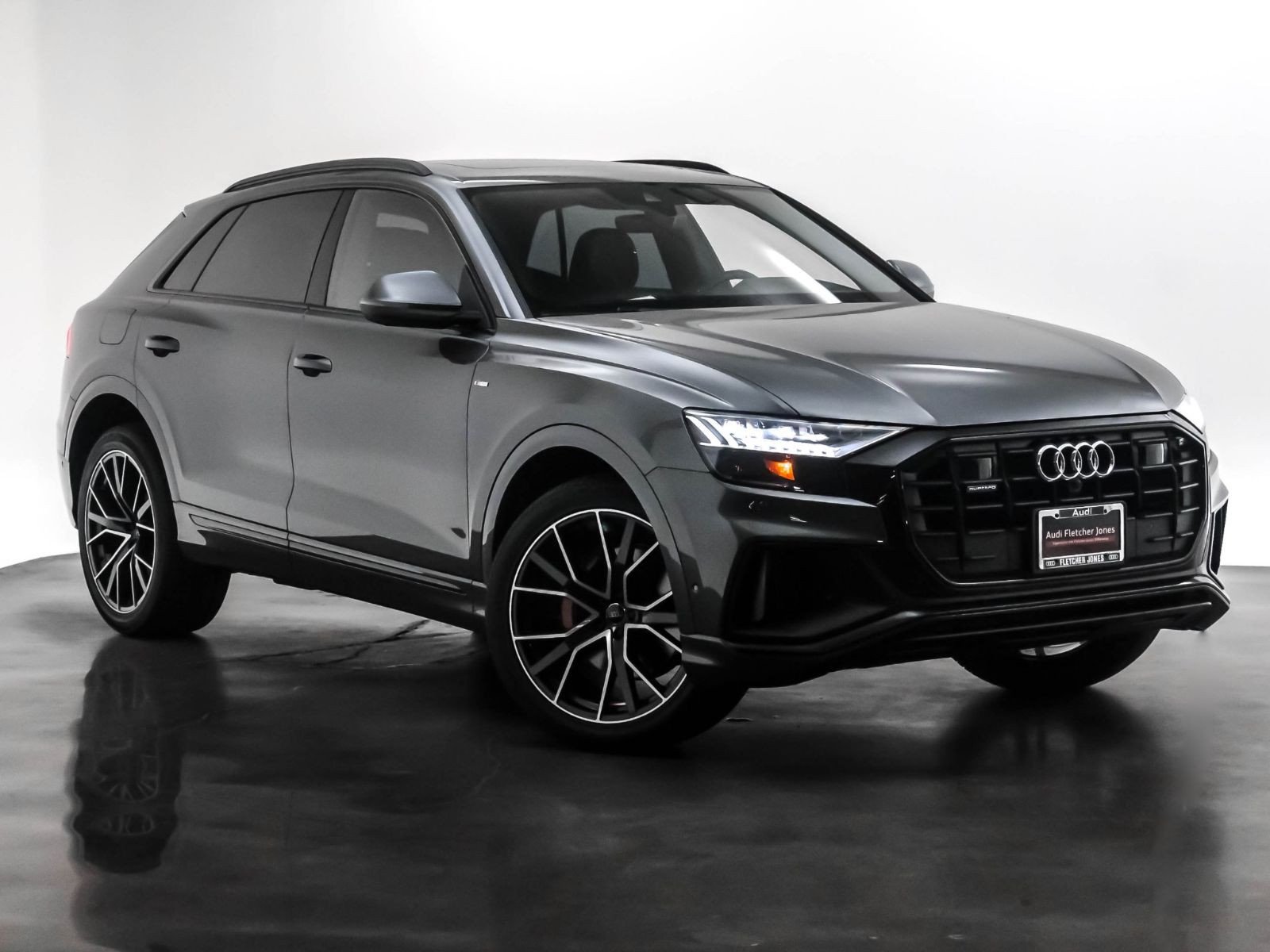 new-2020-audi-q8-prestige-sport-utility-in-375-bristol-street-costa