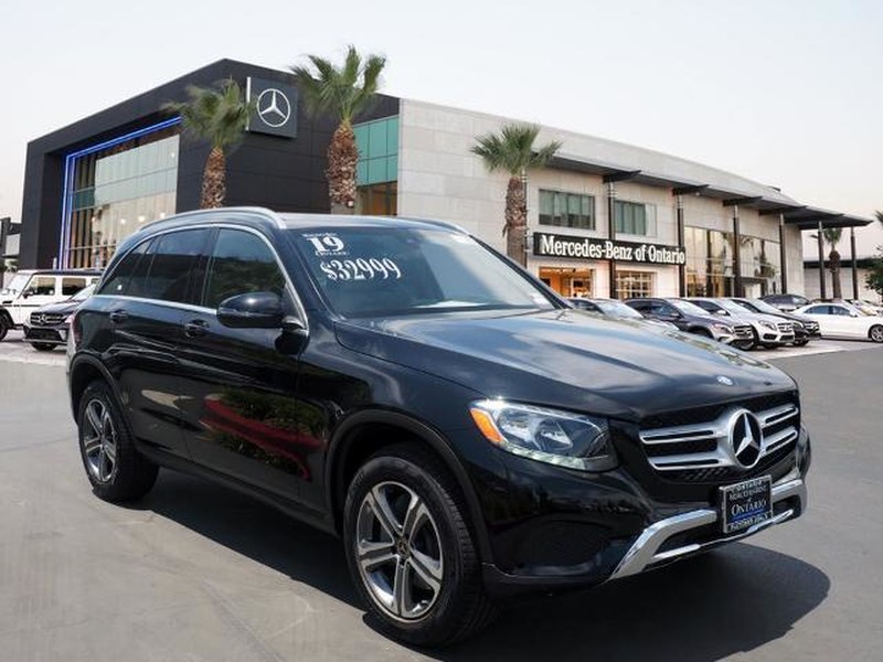 Certified Pre Owned 2019 Mercedes Benz Glc Glc 300 Suv In Ontario