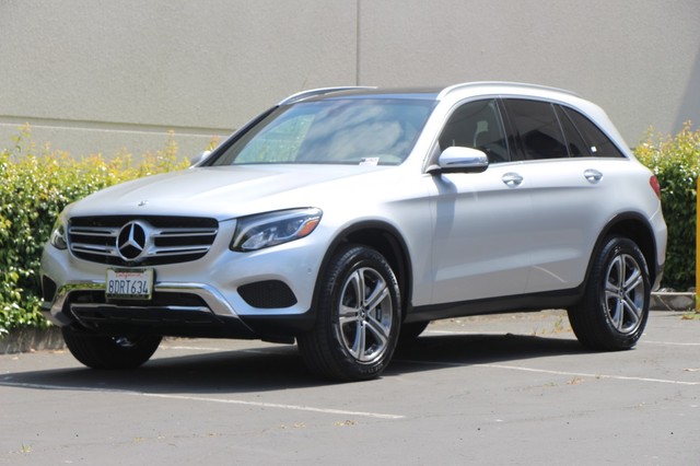 Certified Pre Owned 2018 Mercedes Benz Glc Glc 300 4matic Suv All Wheel Drive 4matic Sport Utility